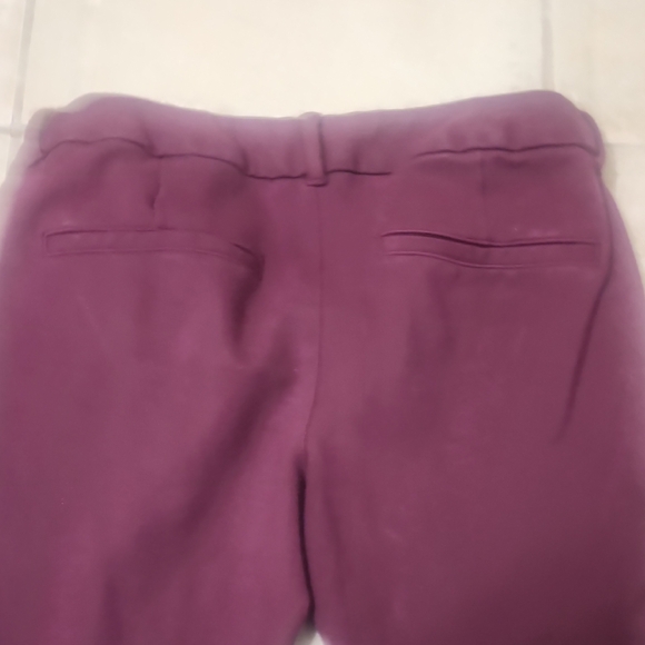 Old Navy Deep Red Pixie Pants - Picture 4 of 4